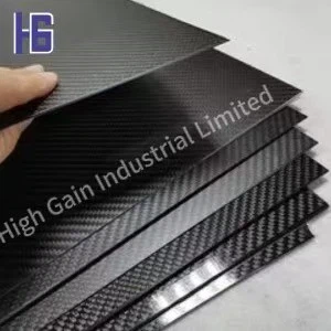 Laminowany arkusz z włókna węglowego