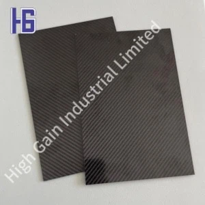 Arkusz kompozytowy z włókna węglowego